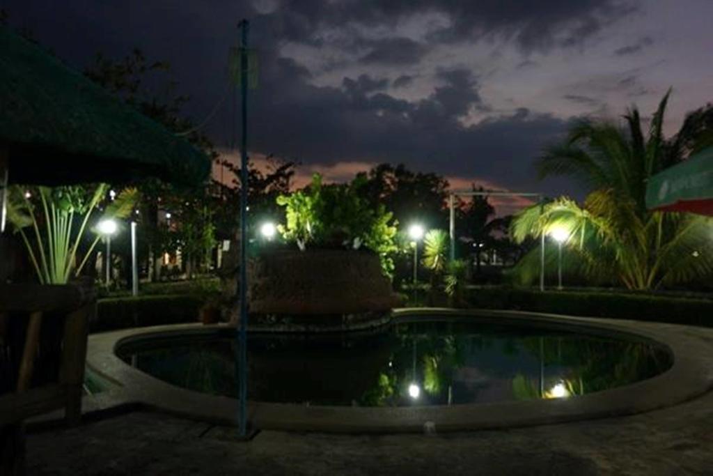 Rama International Beach Resort Botolan Extérieur photo