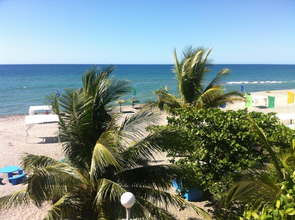 Rama International Beach Resort Botolan Extérieur photo